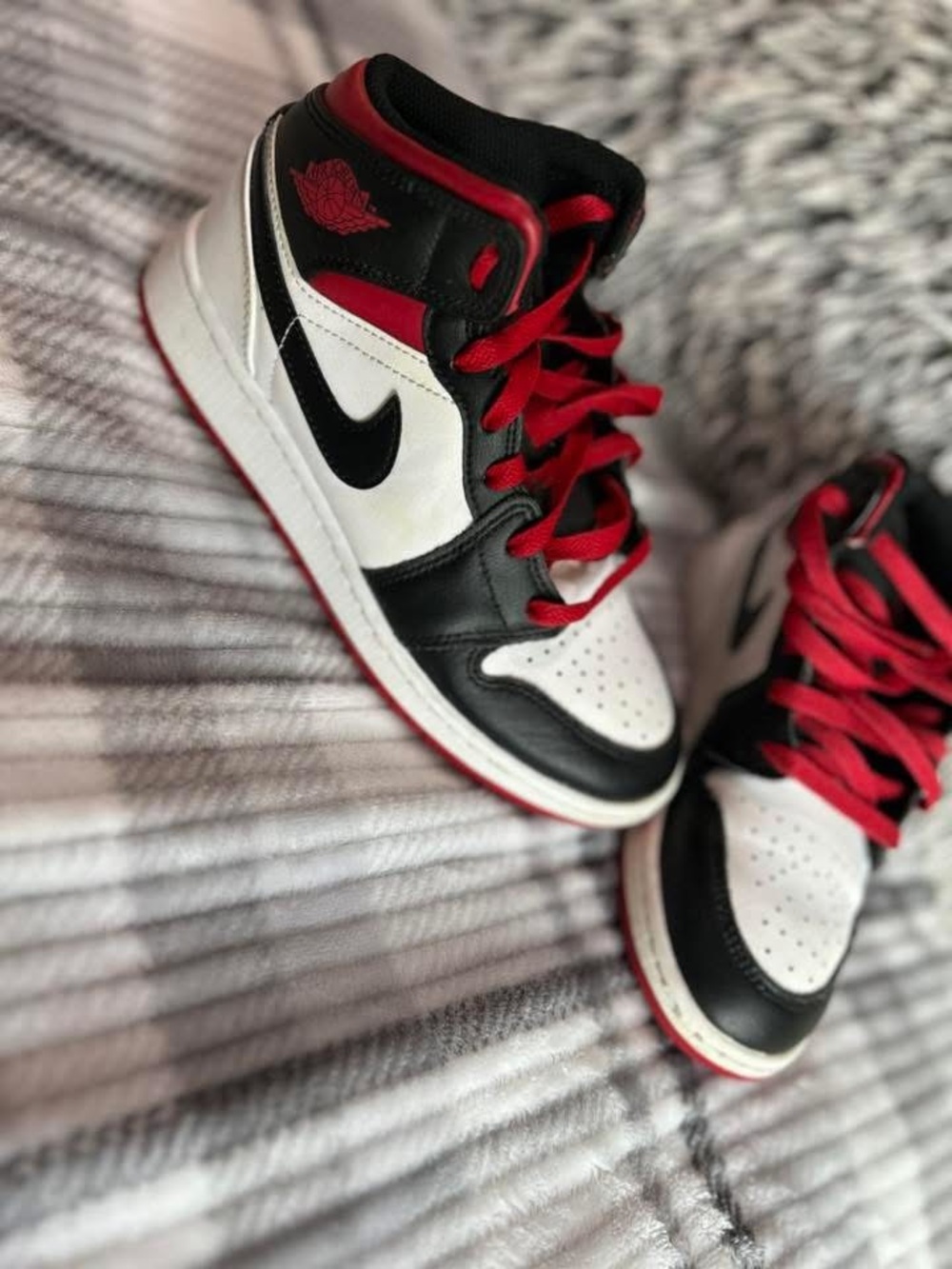 Nike Kids Black, White & Red High-Top Sneakers